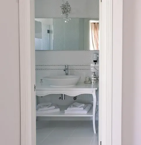 Lara Ilica Чешме