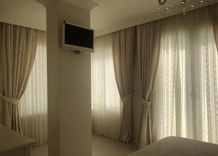 Lara Ilica Hotel Çeşme